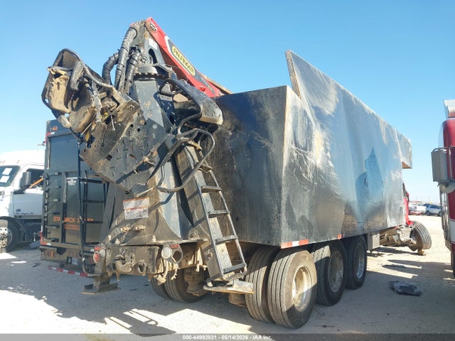Peterbilt 567