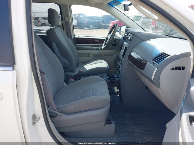 Chrysler Town & Country Touring