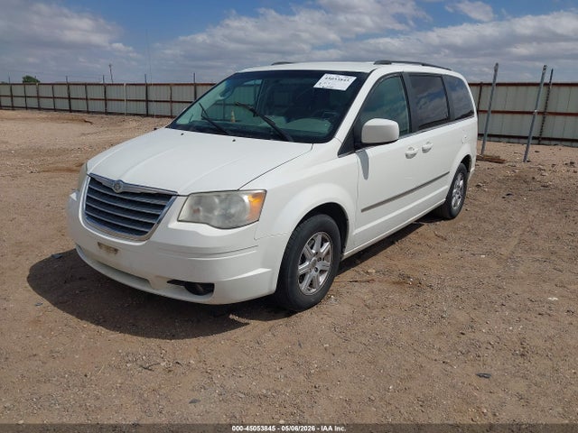 Chrysler Town & Country Touring