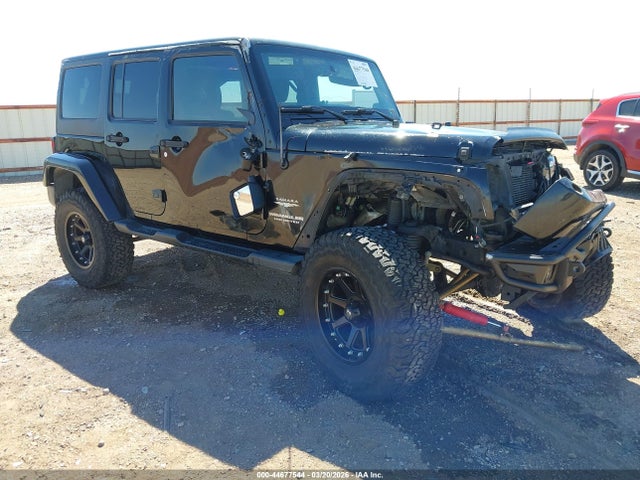 Salvage Jeep Wrangler Image