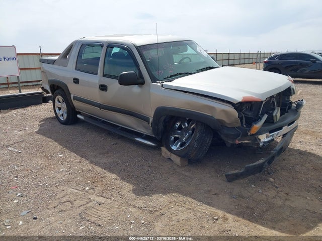 Salvage Chevrolet Avalanche 1500 Image