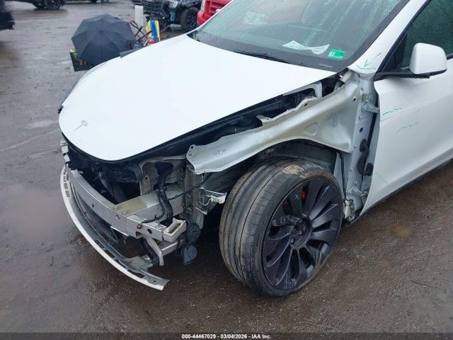 Tesla Model Y Performance Dual Motor All-wheel Drive
