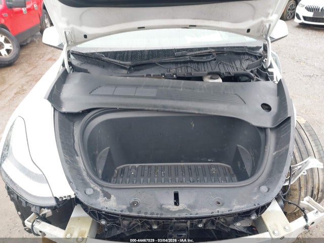 Tesla Model Y Performance Dual Motor All-wheel Drive