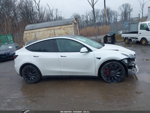 Tesla Model Y Performance Dual Motor All-wheel Drive