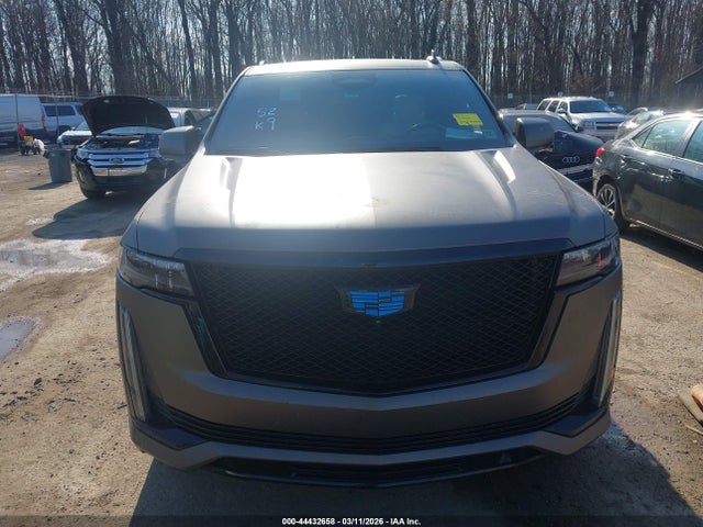 Cadillac Escalade 2wd Sport