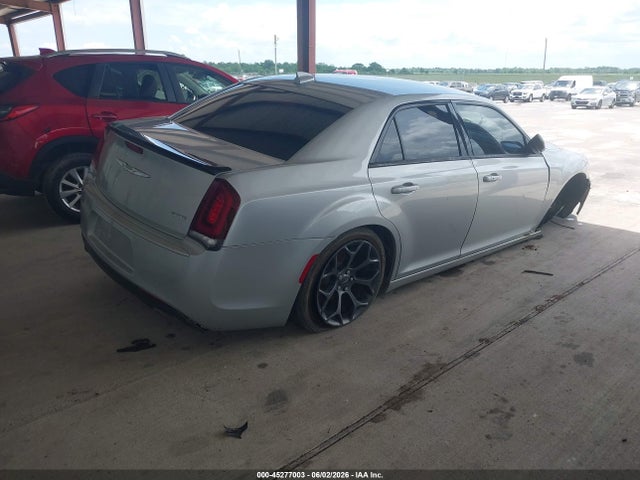 Chrysler 300 Touring