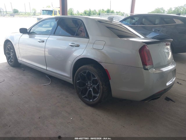 Chrysler 300 Touring