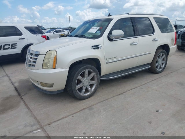 Cadillac Escalade Standard