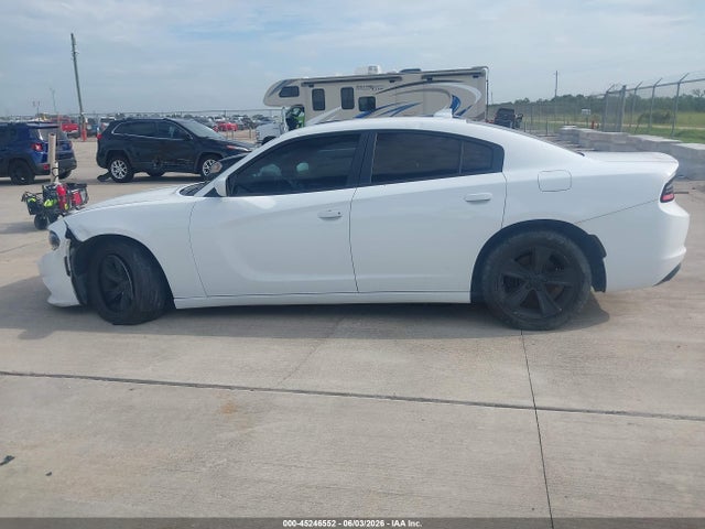 Dodge Charger Sxt