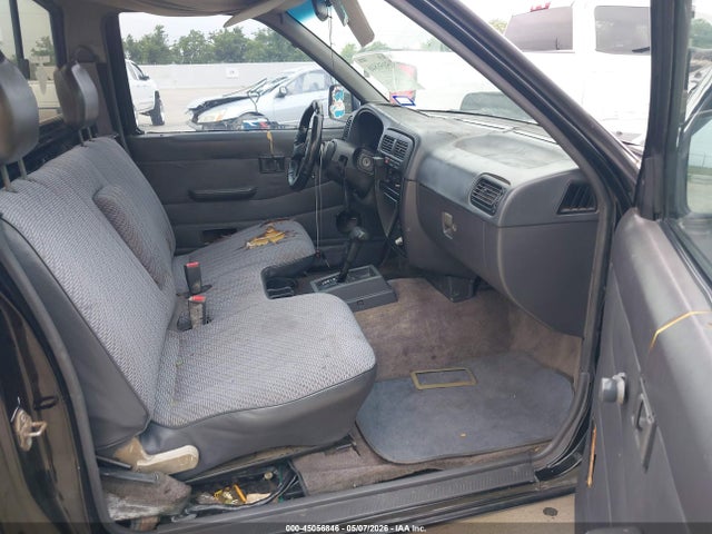 Nissan 4x2 Truck Xe
