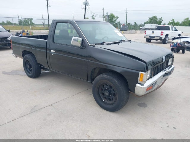 Salvage Nissan 4x2 Truck Image