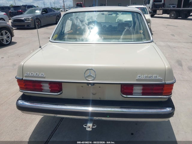 Mercedes-Benz 300d
