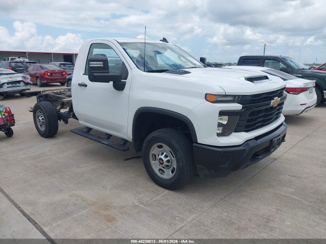 Salvage Chevrolet Silverado 2500 Image