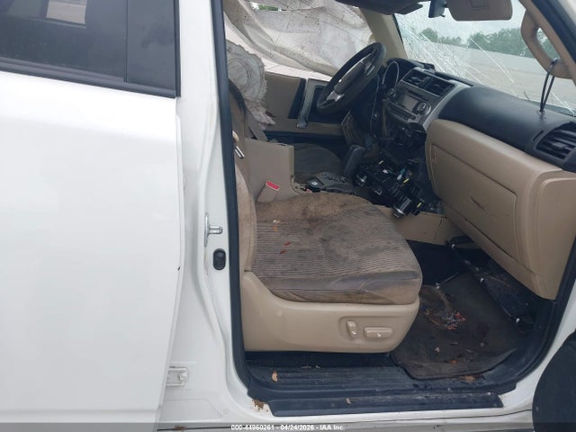 Toyota 4Runner Sr5 V6