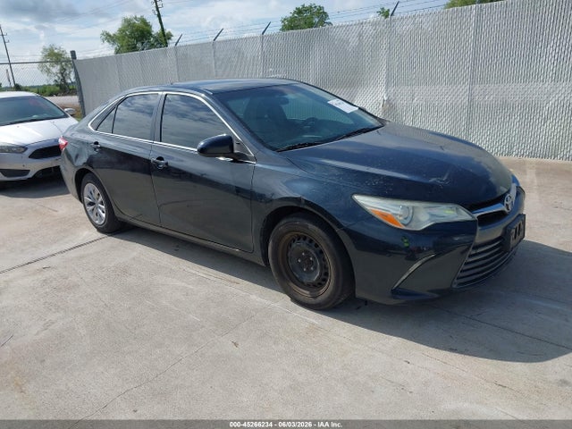 Salvage Toyota Camry Image
