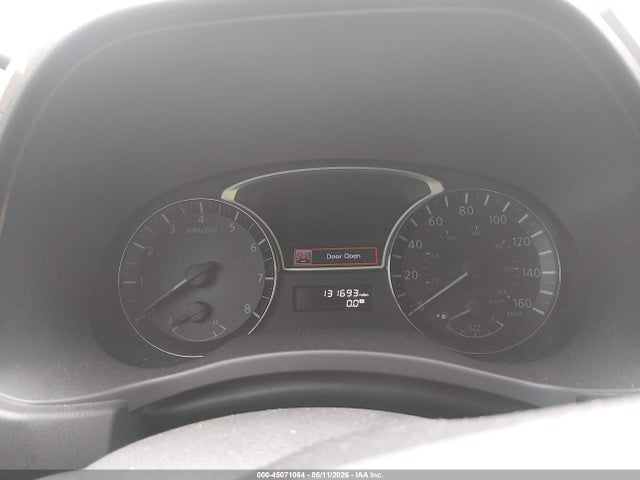 Nissan Pathfinder Sl