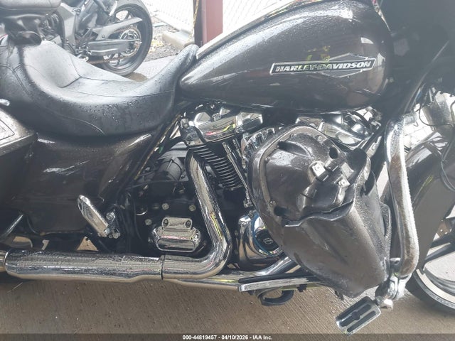 Harley-Davidson Flhx