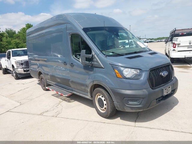 Salvage Ford Transit Image