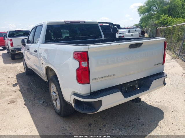 Chevrolet Silverado 1500 2wd  Short Bed Custom