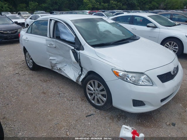 Salvage Toyota Corolla Image