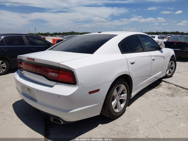 Dodge Charger Se