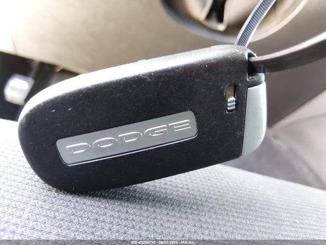 Dodge Charger Se