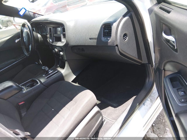 Dodge Charger Se