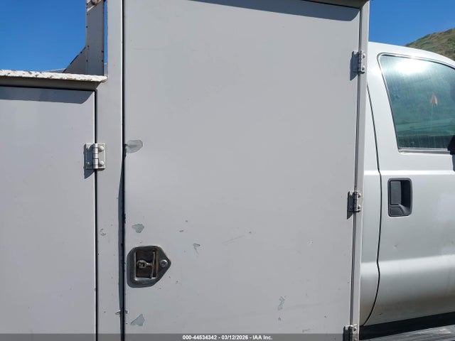 Ford F-550 Xl
