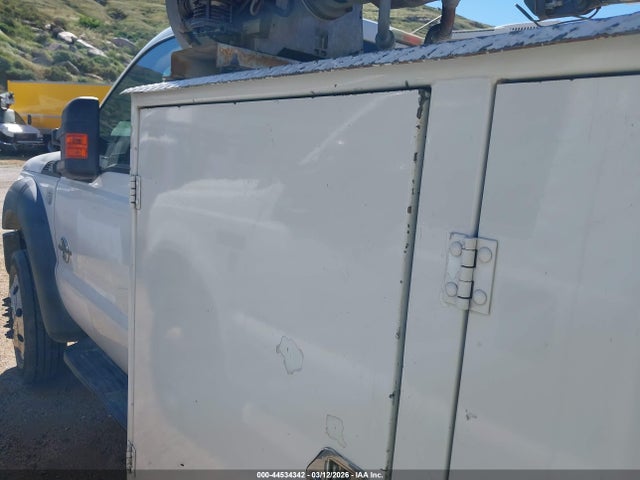 Ford F-550 Xl