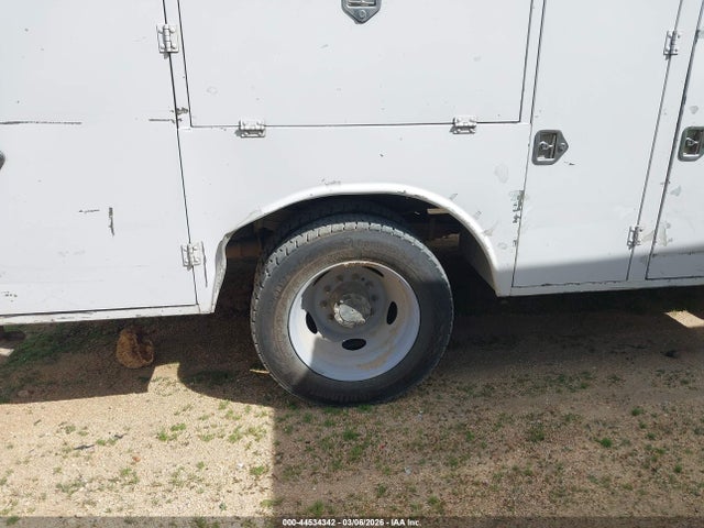 Ford F-550 Xl