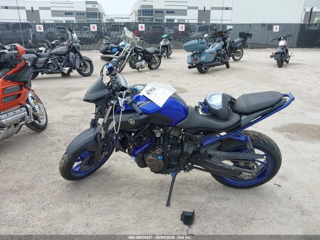 Yamaha Mt07