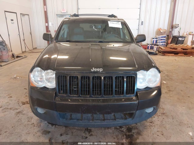 Jeep Grand Cherokee Laredo