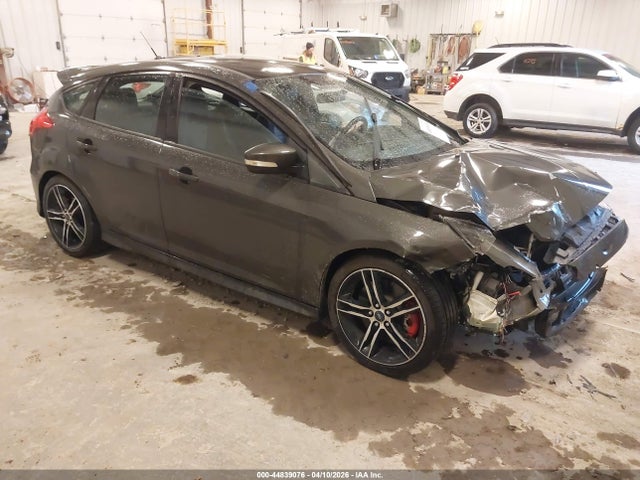Salvage Ford Focus St Image