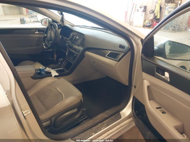 Hyundai SONATA Sport