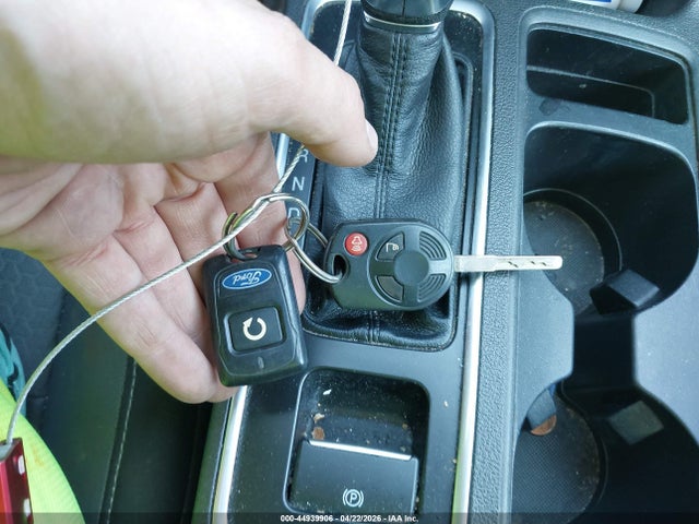 Ford Escape Se
