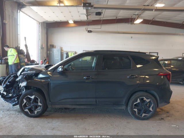 Kia Seltos S