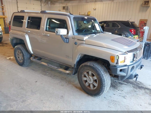 Salvage HUMMER H3 Image