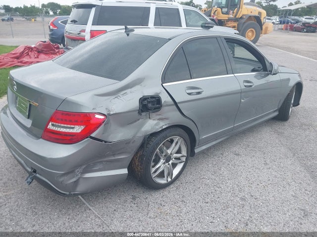 Mercedes-Benz C-Class Sport