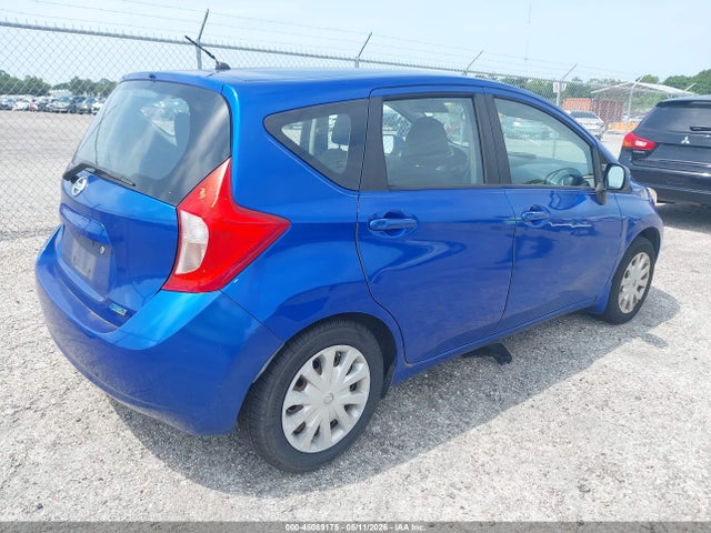 Nissan Versa S (sr)