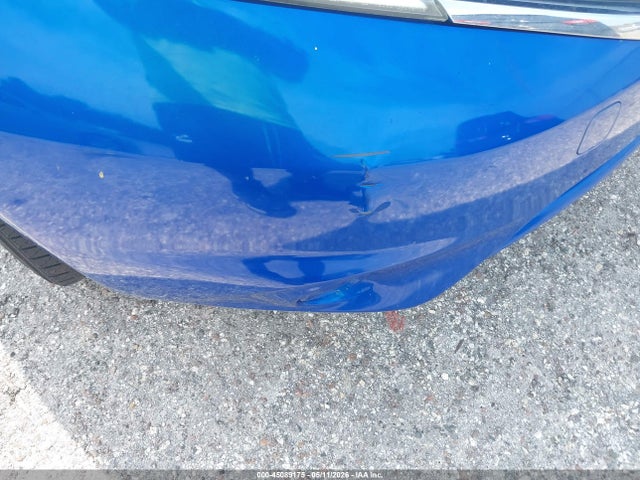 Nissan Versa S (sr)