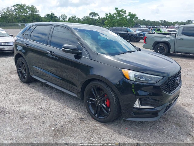 Salvage Ford Edge Image