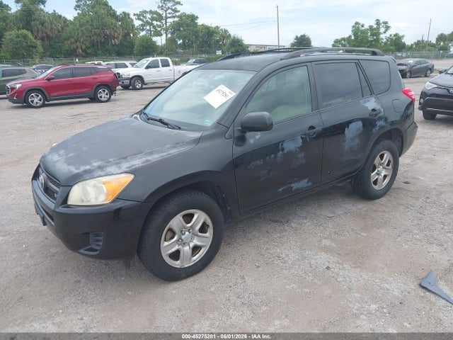 Toyota RAV4 Base V6