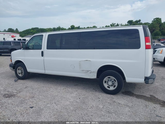 Chevrolet Express Lt