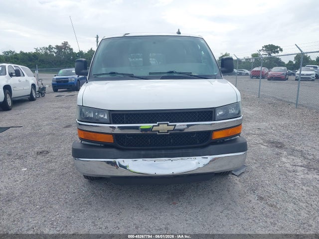 Chevrolet Express Lt