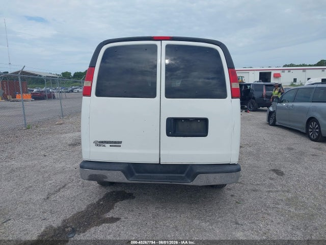 Chevrolet Express Lt