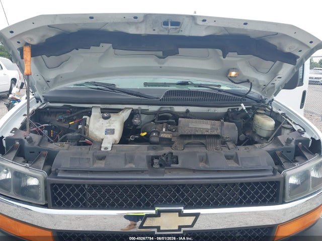 Chevrolet Express Lt