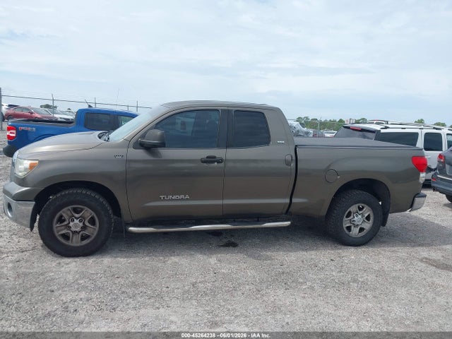 Toyota Tundra Sr5 V6