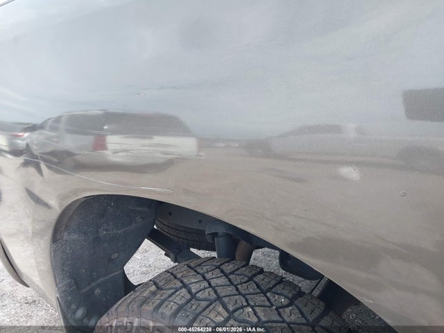 Toyota Tundra Sr5 V6