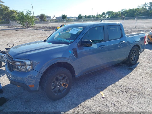 Ford Maverick Lariat