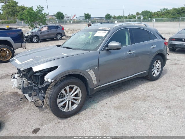 INFINITI Qx